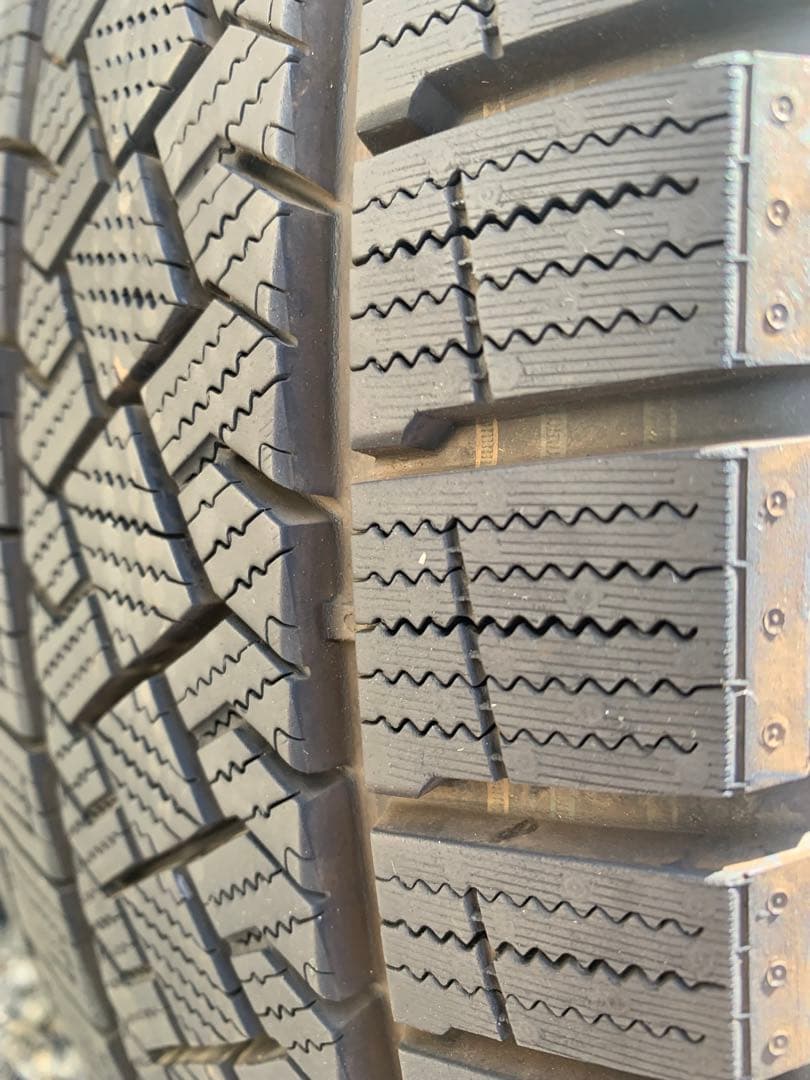 Pirelli 225/65 R17 タイヤ・ホイールセット