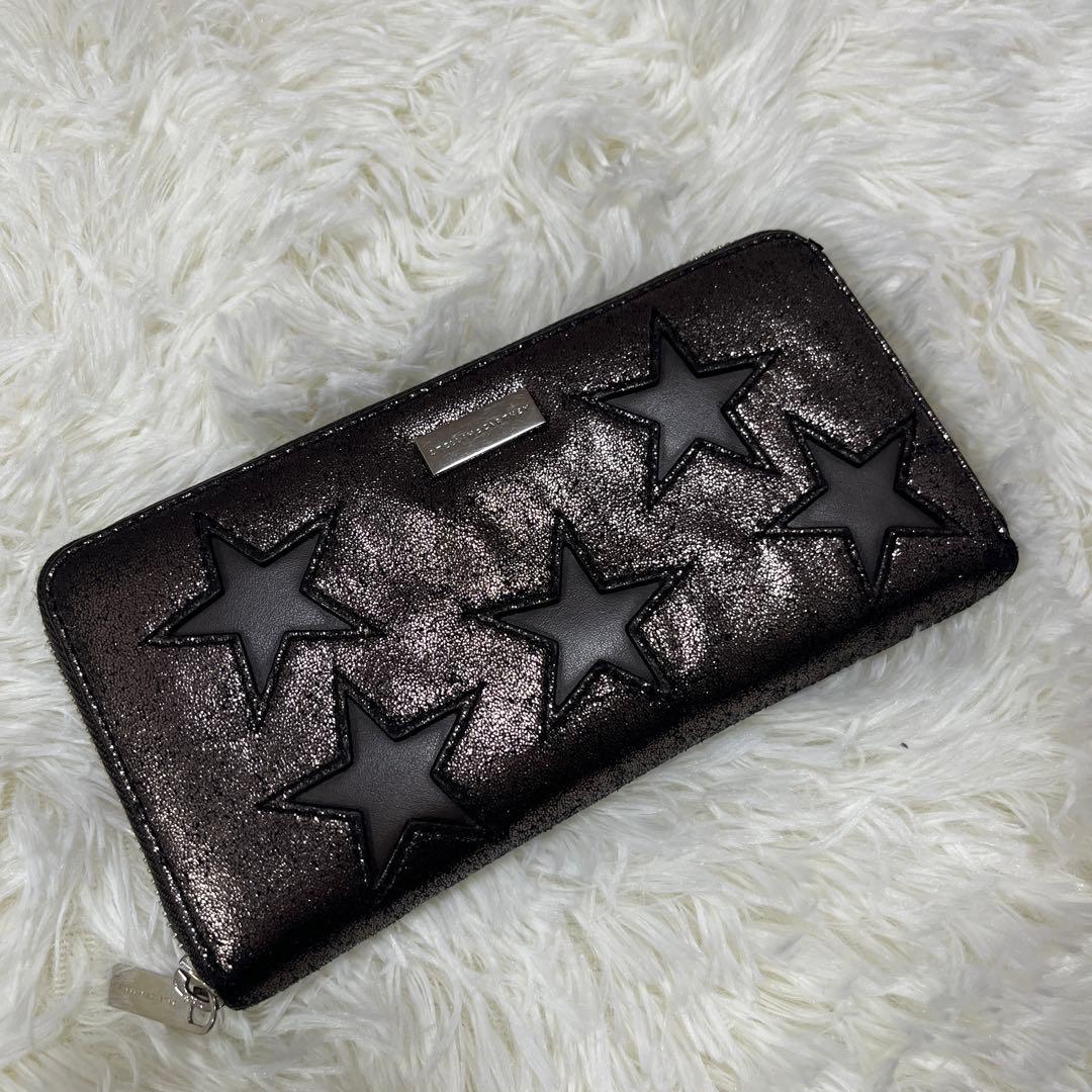 【新品】✨STELLA McCARTNEY ✨星柄エンボス 長財布
