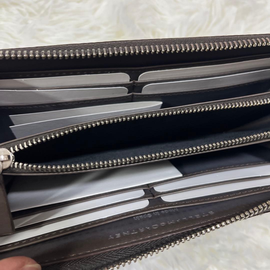 【新品】✨STELLA McCARTNEY ✨星柄エンボス 長財布