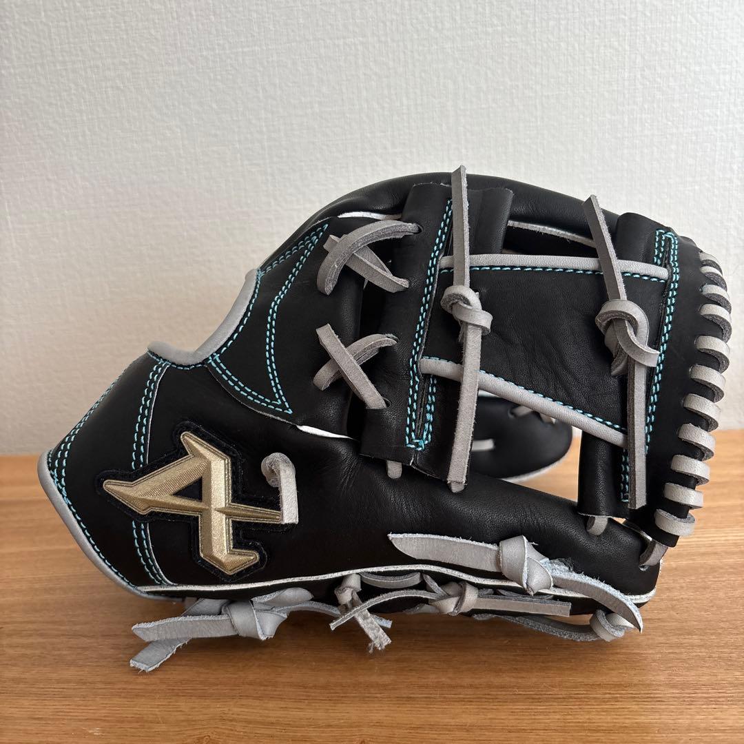 キ*ー様 アトムズ　ATOMS　軟式用グラブ　内野手　グローブ　定価38,500