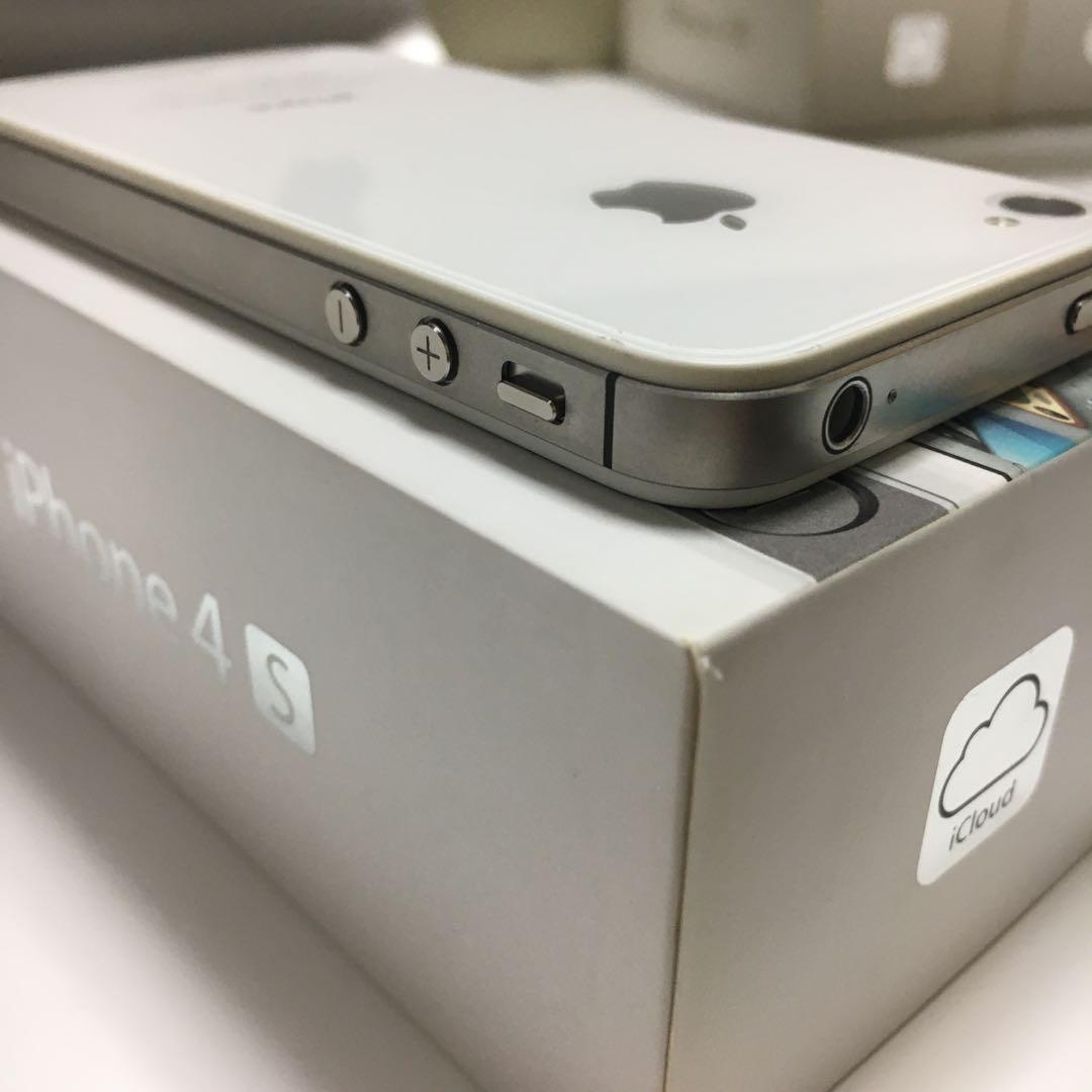 iPhone 4S 32GB ホワイト 付属品完備