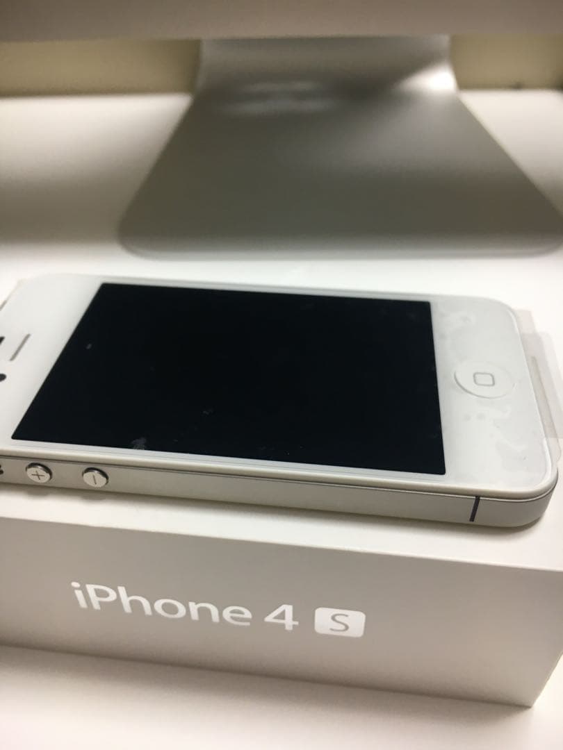iPhone 4S 32GB ホワイト 付属品完備
