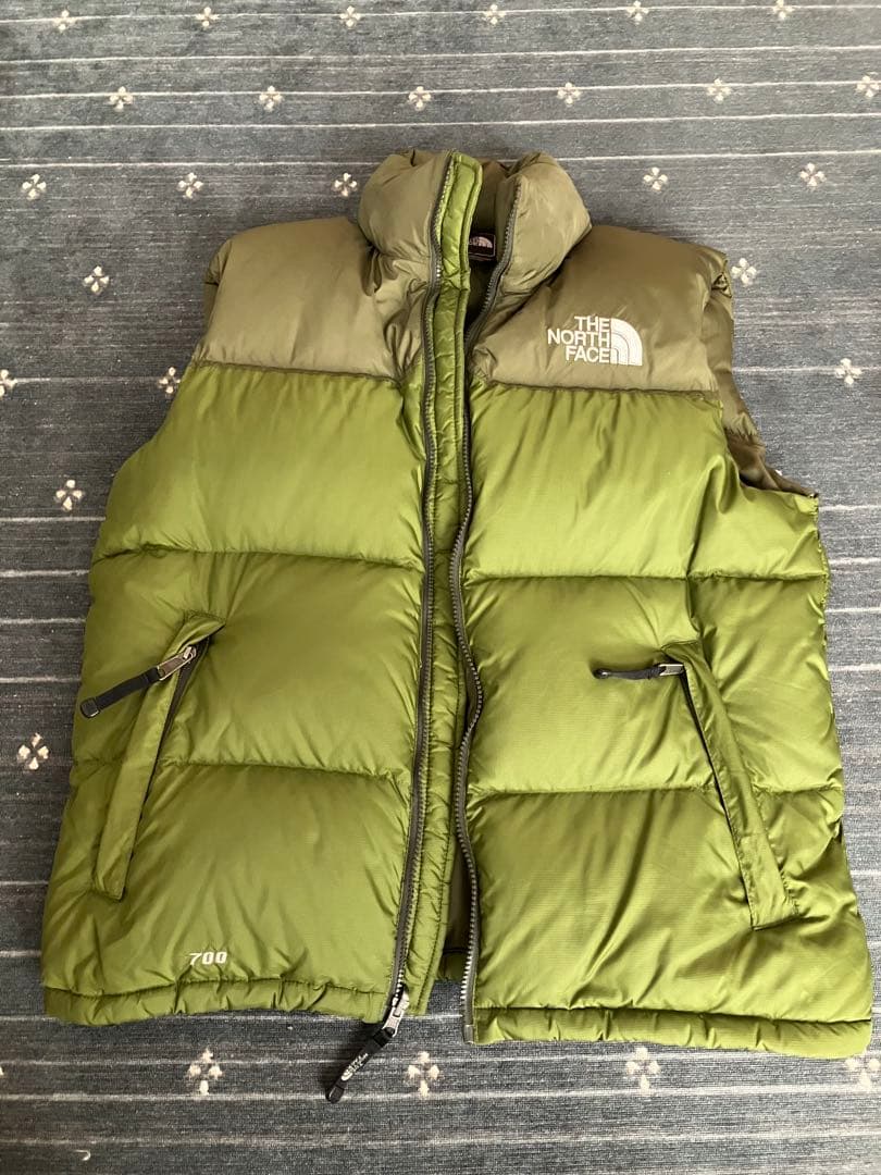 THE NORTH FACE ダウンベスト オリーブグリーン　ノースフェイス