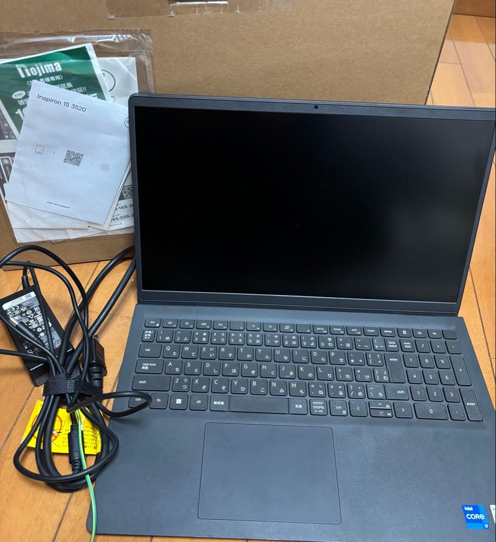 【美品】Dell Inspiron 15 3520ノートPC