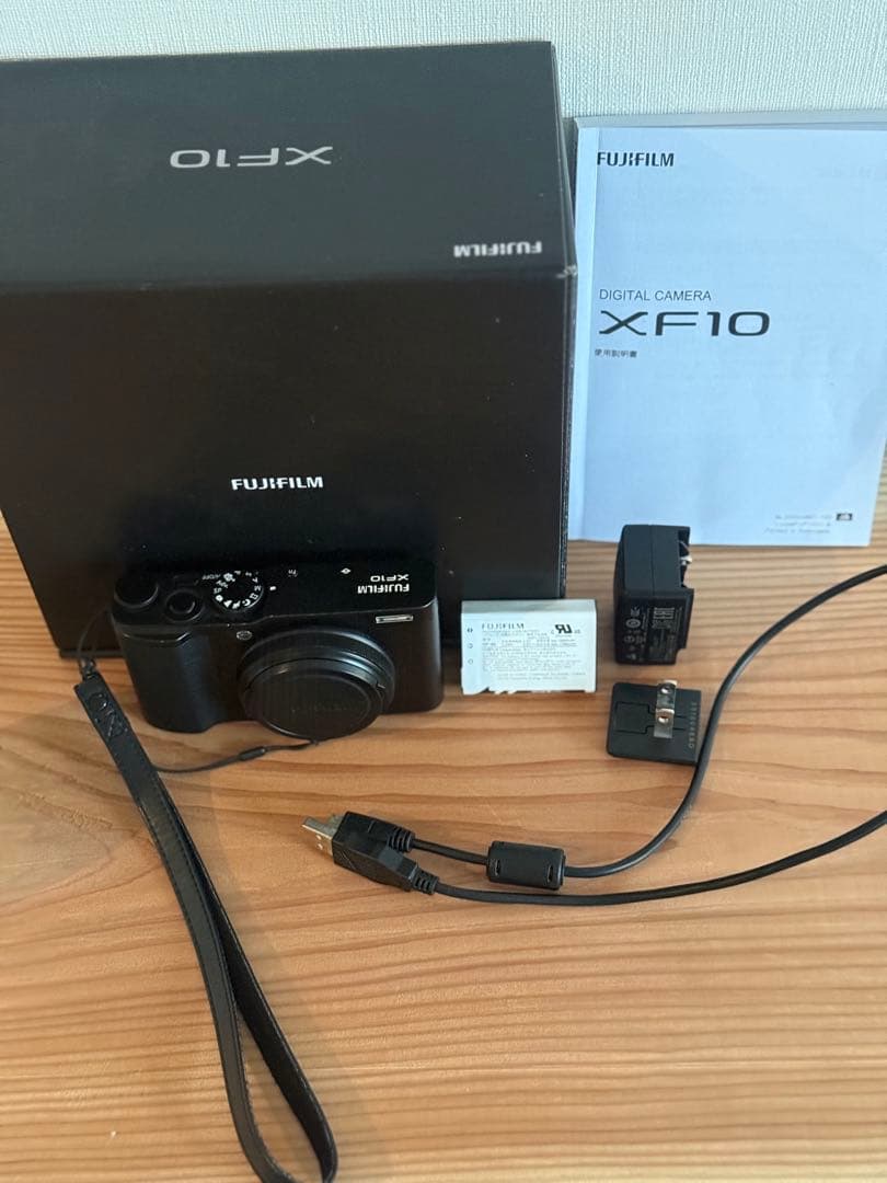 FUJIFILM XF10 ブラック