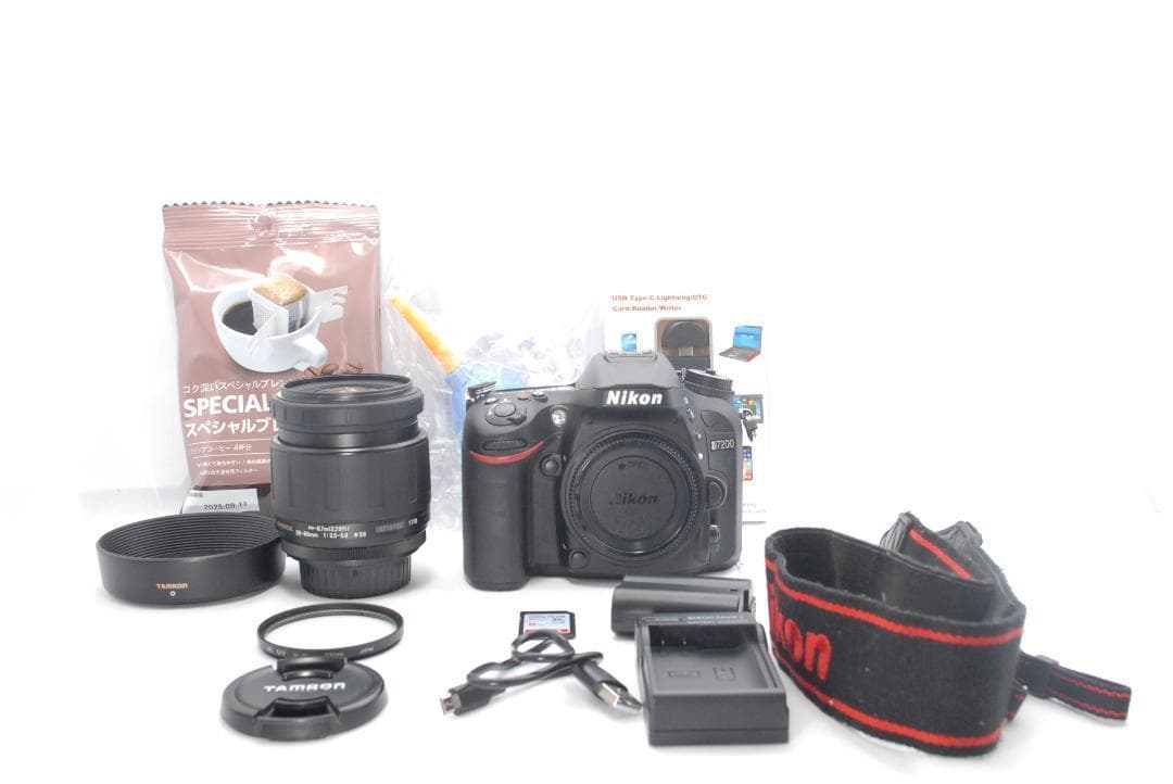 届いてすぐ使える✨Nikon D7200 デジタル一眼レフ レンズ付き　標準