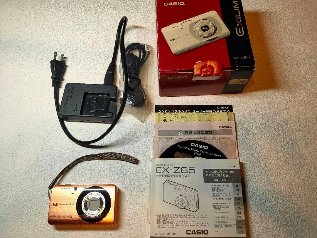 ★完動品★CASIO EXILIM EX-Z85 オレンジ コンパクトデジカメ