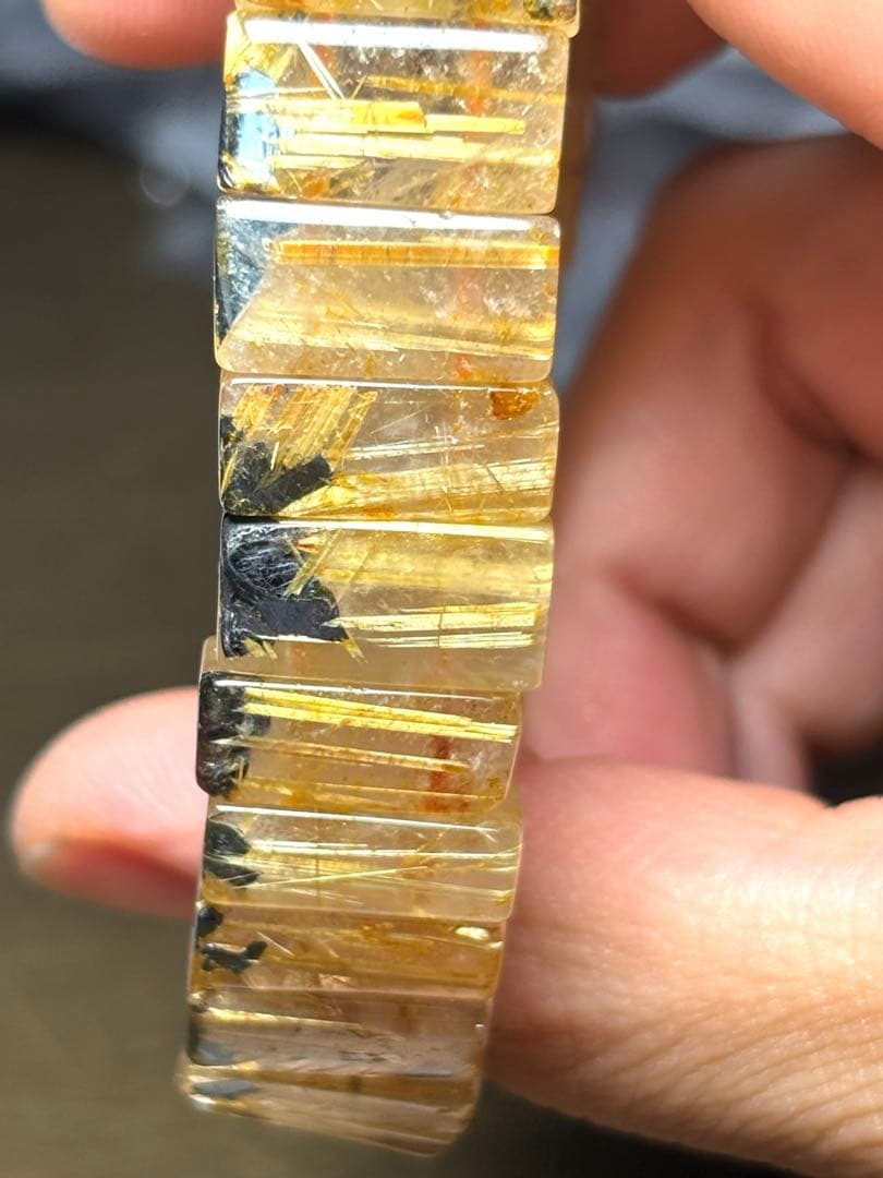 【新入荷】太陽放射タイチンルチルバングル（新品未使用）金運最強！ゴールド太針