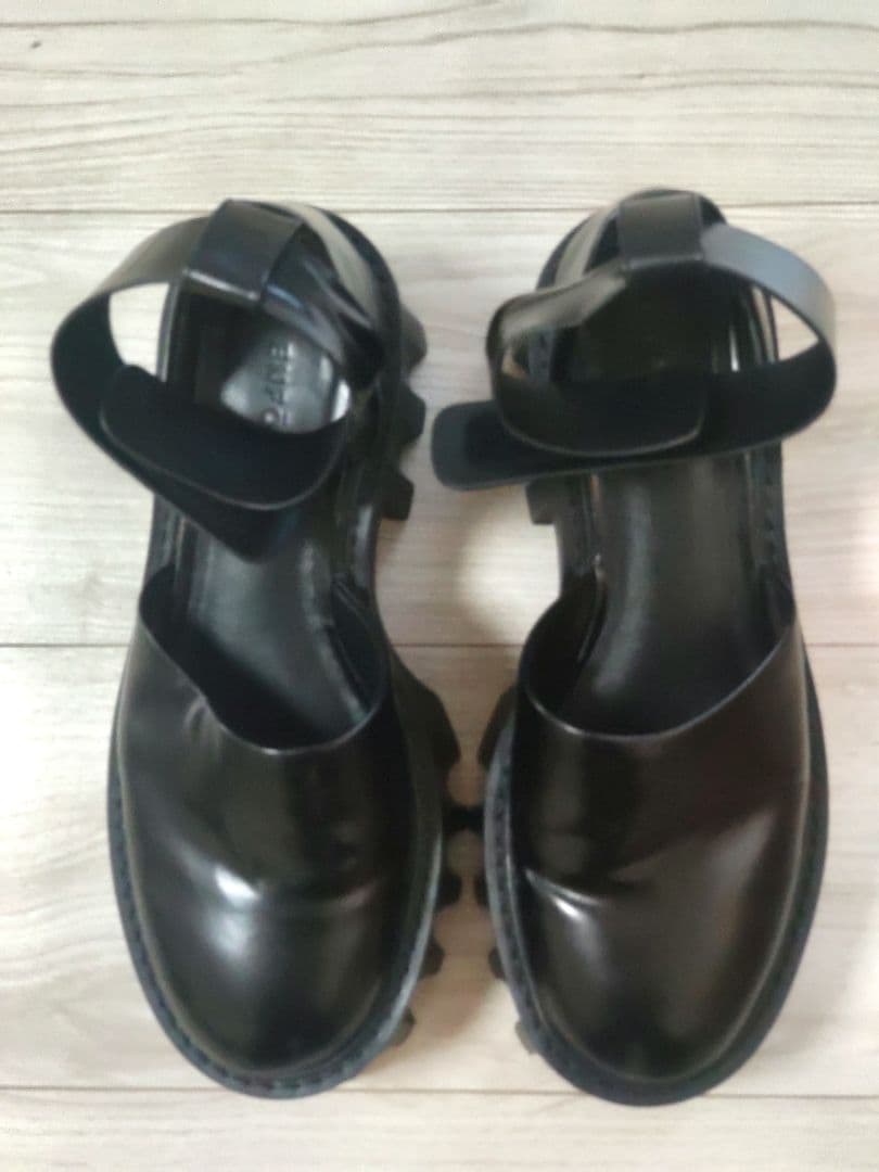 ENFOLD■レザーアンクルストラップ厚底サンダル エンフォルド ブーツ