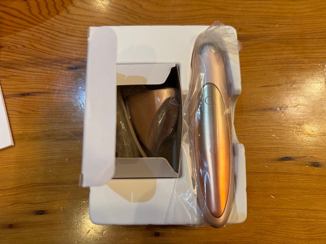 クリアージュアイリフト新品未使用　保証期間無しで値下げ