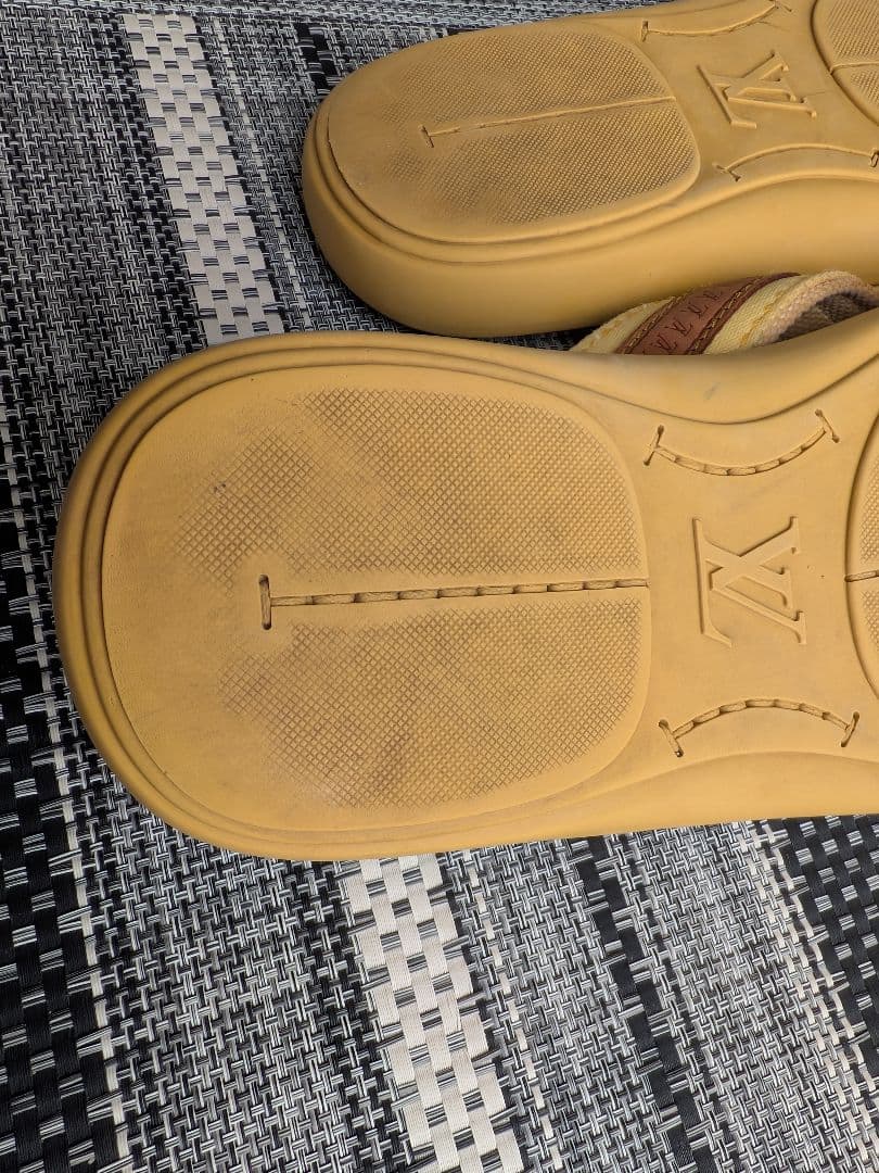 ルイヴィトン サンダル　LOUIS VUITTON