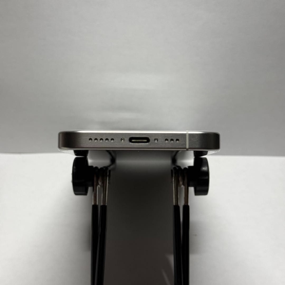 【美品】iPhone 15Pro 256GB SiMフリー