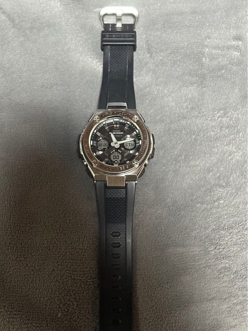 Gショック　時計