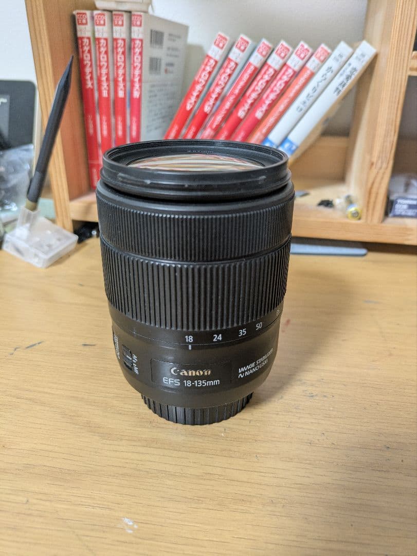 Canon キャノン EF-S 18-135mm F3.5-5.6 IS USM