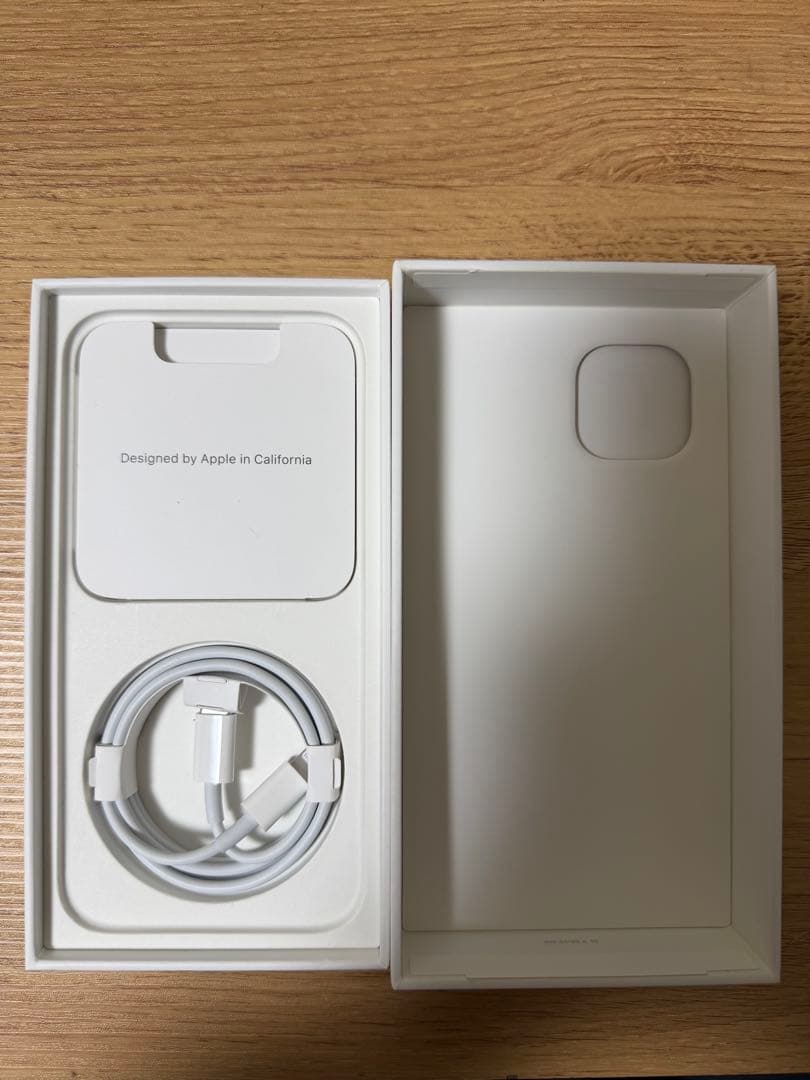 iPhone 13 Starlight 128GB バッテリー88%