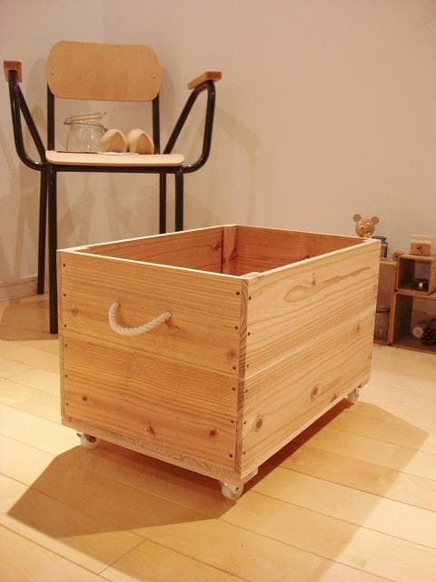 Miiii★送料無料★木製おもちゃ箱②