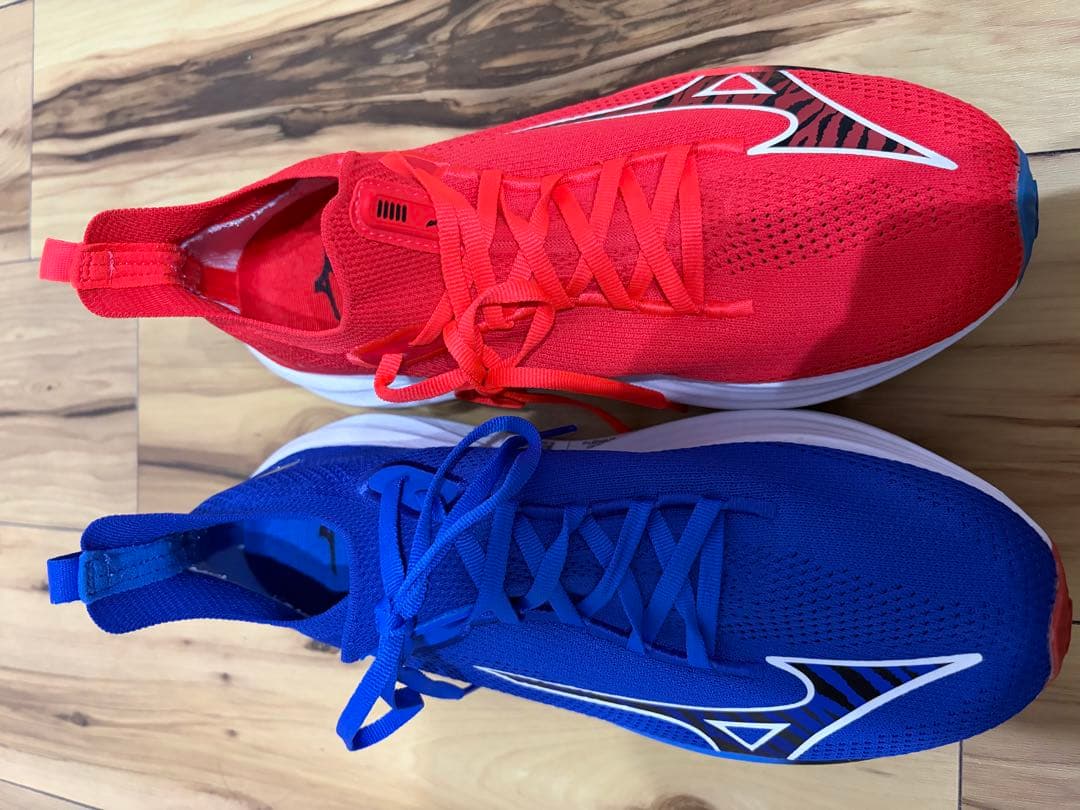 Mizuno ネオビスタ27.0 青/赤