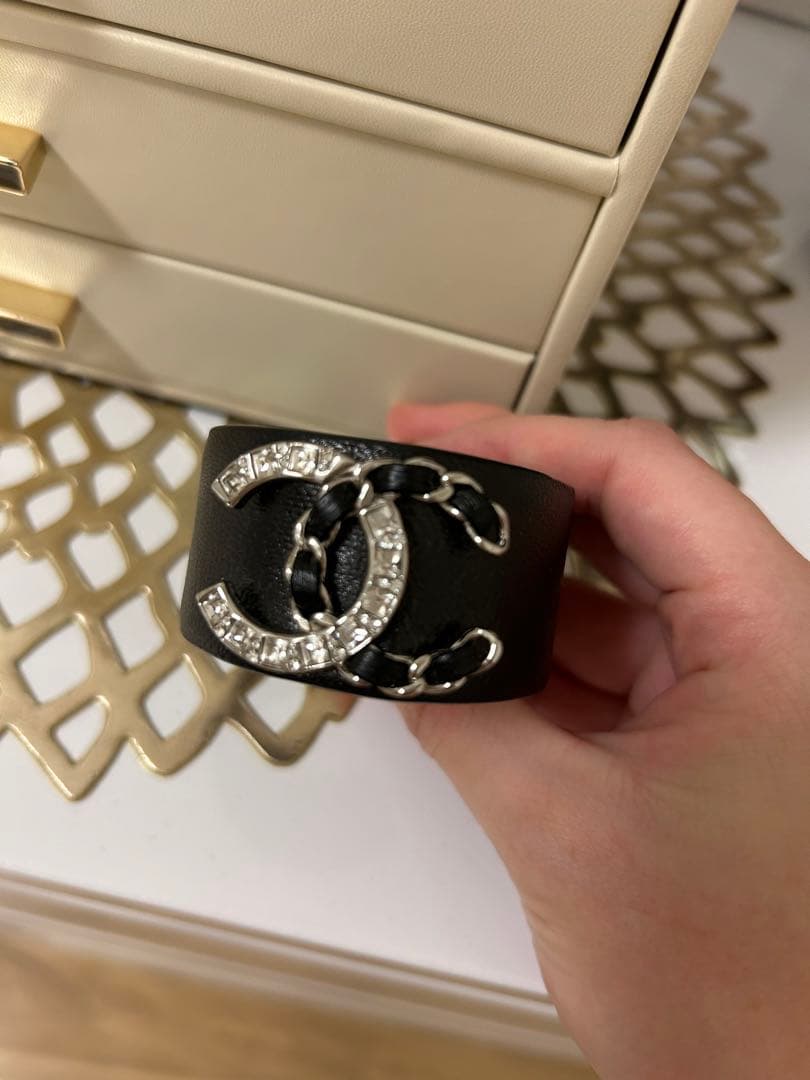 【CHANEL】【シャネル】レザーバングル
