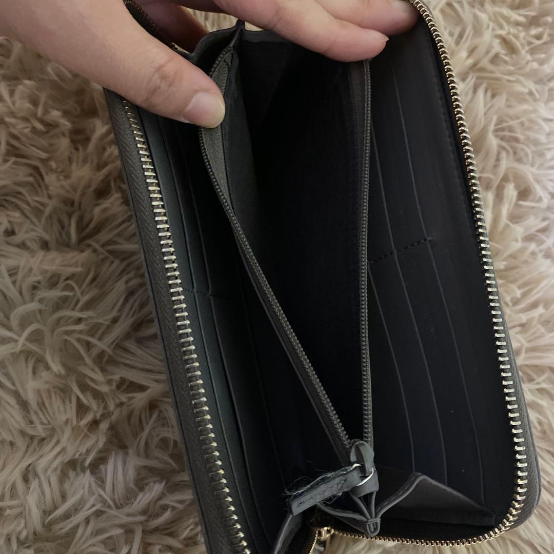 GUCCI グレー GGパターン 長財布