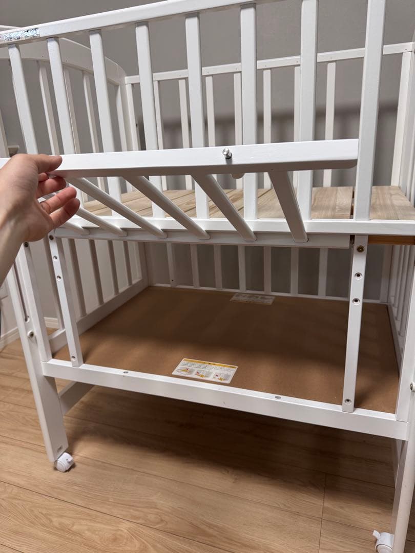 カトージ　ベビーベッド　ミニサイズ　60×90