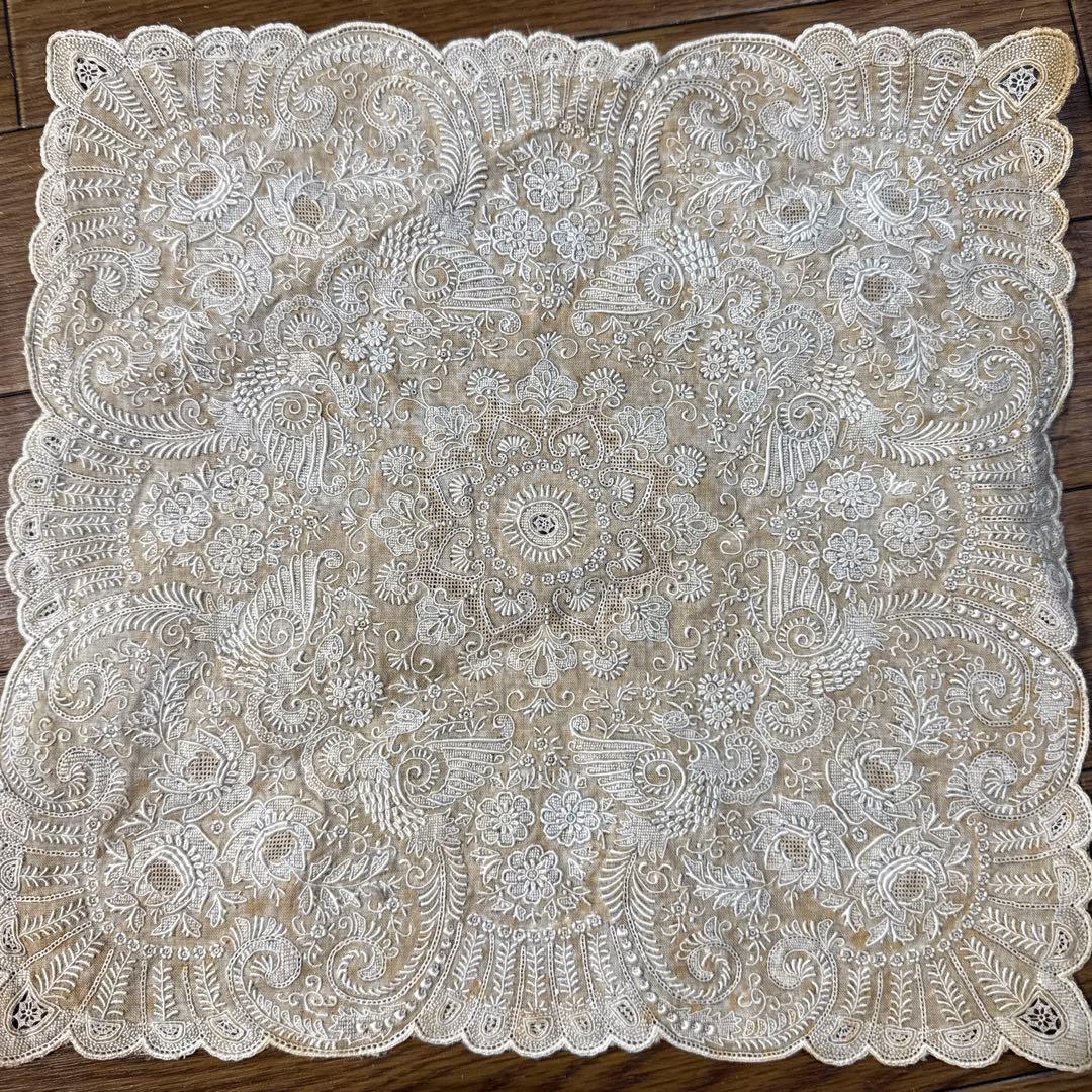 スワトー　汕頭　ハンカチ　手刺繍　刺繍　タオル　ホワイト