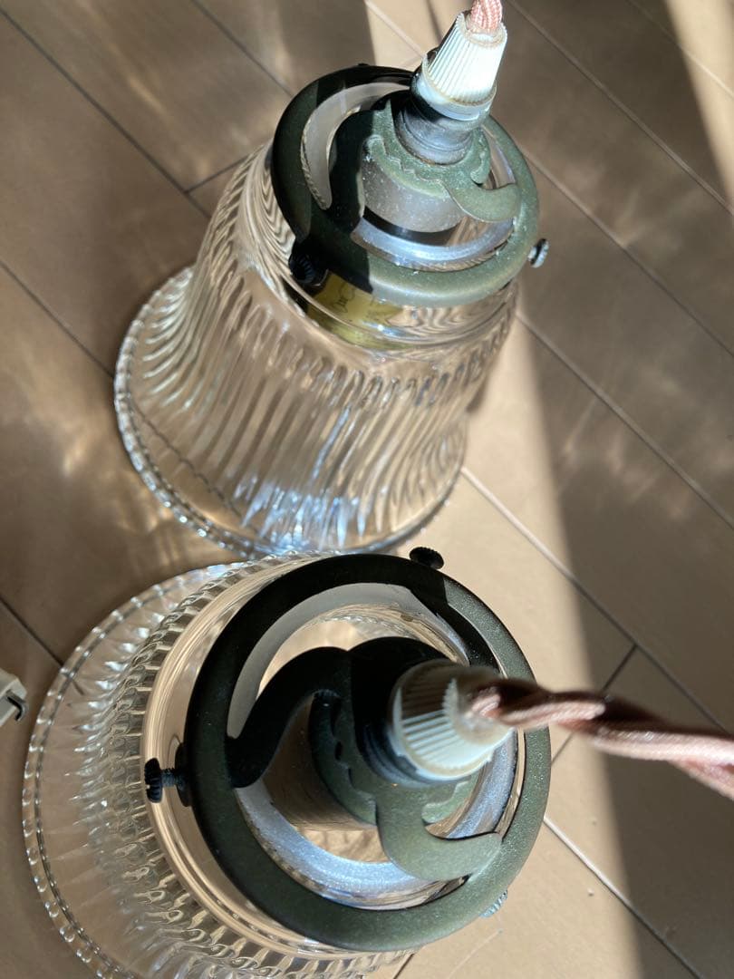 ぴょええええさま専用キャトルセゾン] クリアガラス ペンダントライト 2個セット