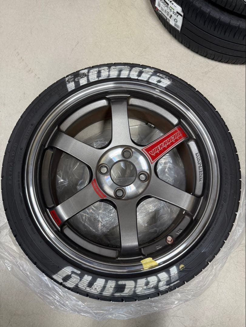 RAYS TE37 16インチホイール