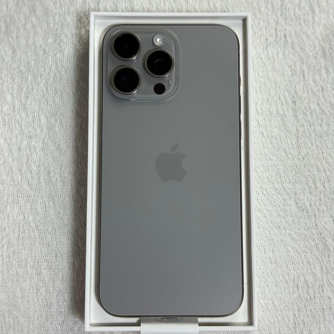 Apple iPhone 15 Pro Max 1TB チタニウム SIMフリー