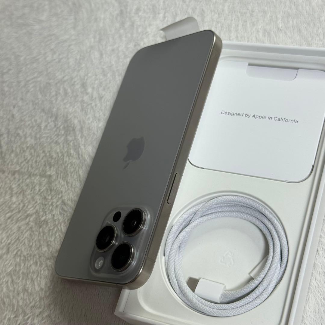 Apple iPhone 15 Pro Max 1TB チタニウム SIMフリー