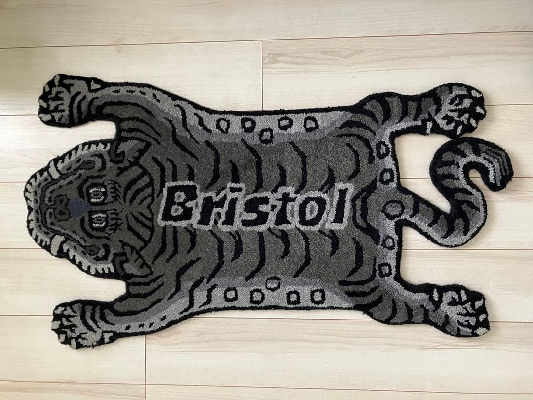 FC.Real Bristol ラグマット