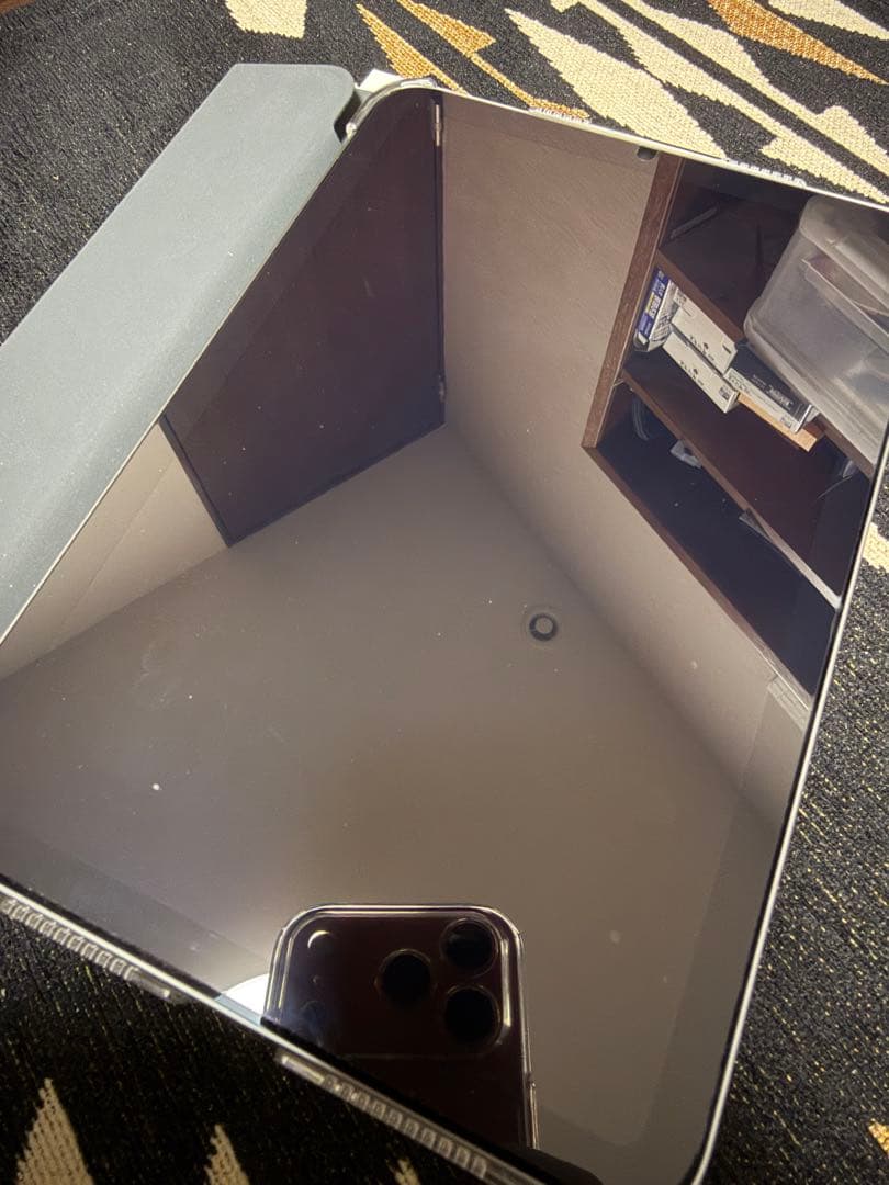 iPad mini (第7世代) 本体 128GB Wi-Fiモデル　カバー付き