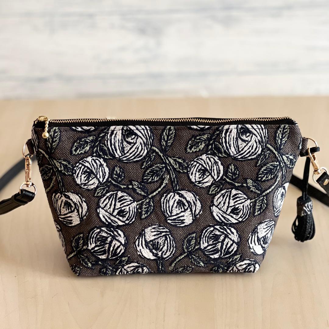 ミナペルホネン rosyショルダーバッグMB512-183