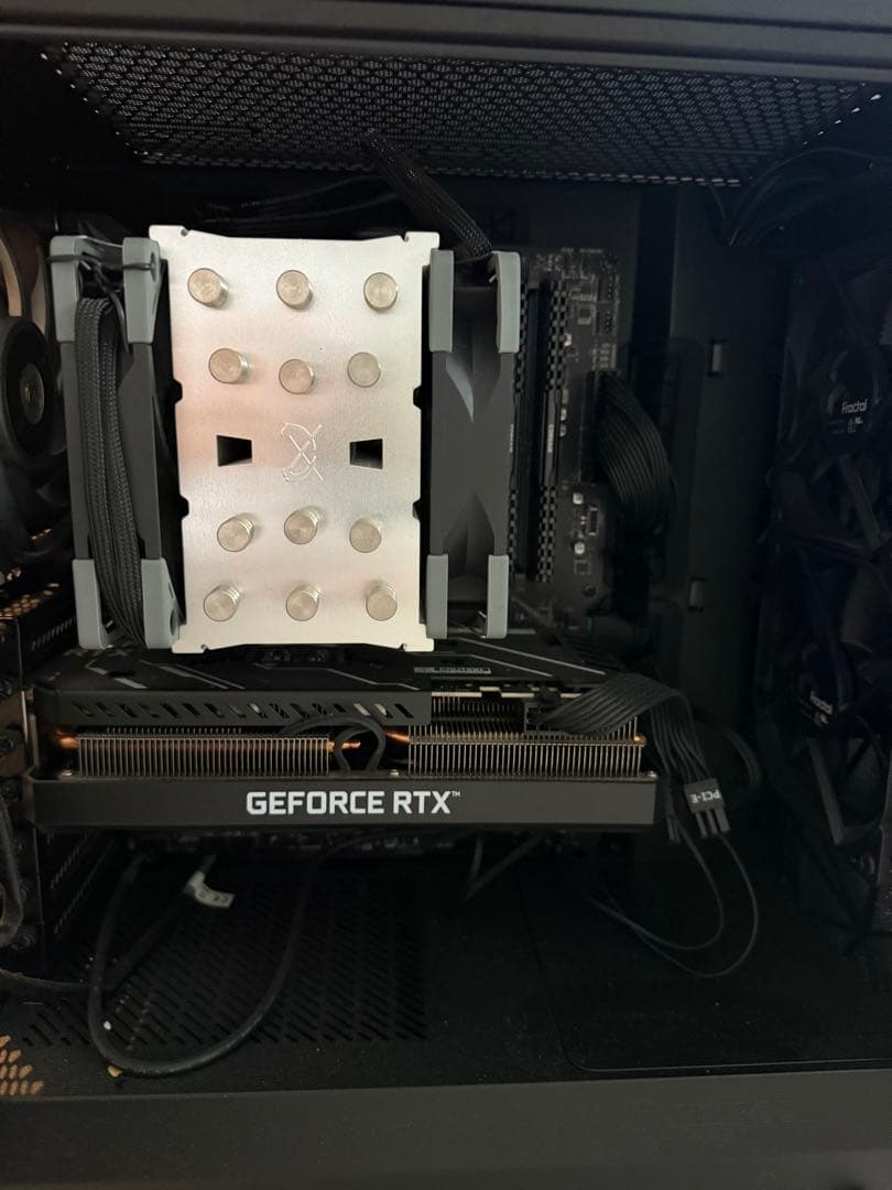 【高性能ゲーミングPC／自作／RTX3070・i7-10700K・32GBメモリ