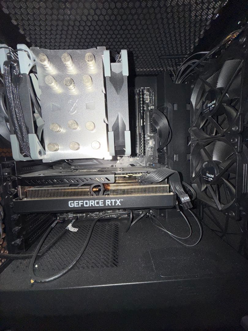 【高性能ゲーミングPC／自作／RTX3070・i7-10700K・32GBメモリ