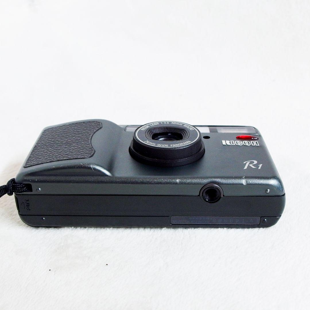 希少 完動品 美品 リコー Ricoh R1 35mm Film Camera