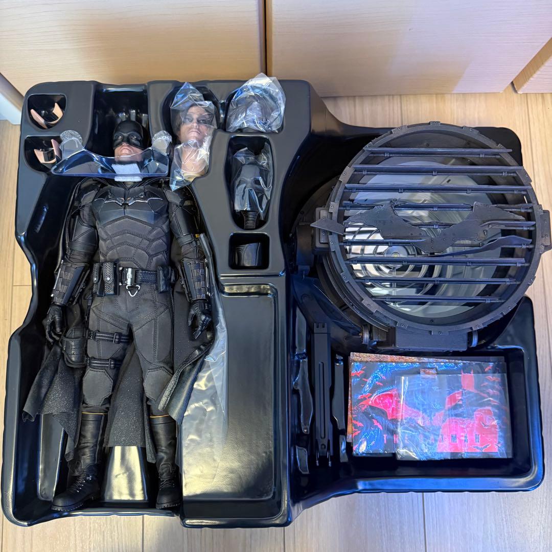 ホットトイズ　限定ザ・バットマン＆バットシグナル　ボーナスアクセサリー付