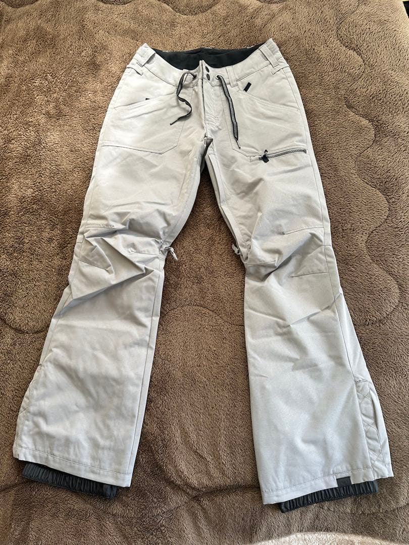 新品ROXY ロキシー スノーボードスキーパンツ Nadia S