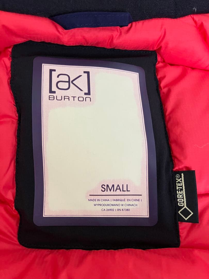 Burton AKフード付きスキージャケット紫/レッド