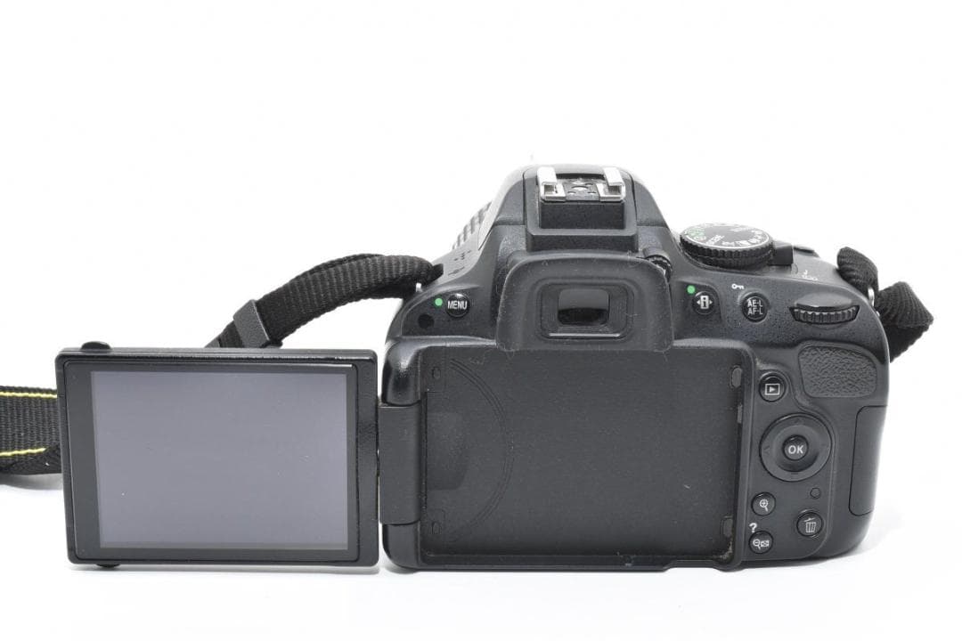 【大人気】 Nikon ニコン D5100 レンズキット デジタル一眼カメラ