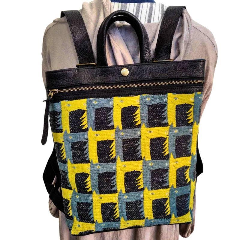 ミナペルホネン/thoroughbredサラブレットネイビー/牛革A4トートリュ