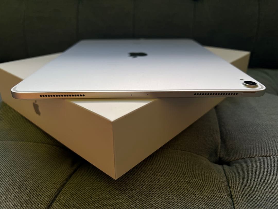 iPad Pro 12.9 第3世代　バッテリー最大容量100%