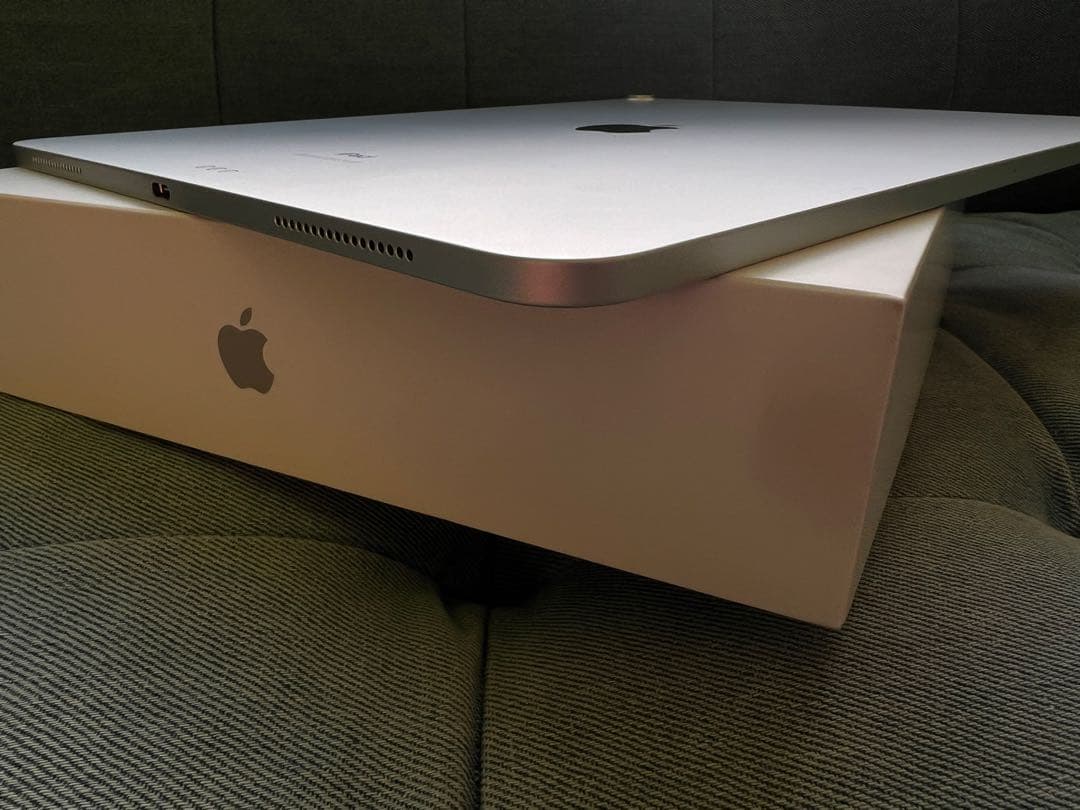 iPad Pro 12.9 第3世代　バッテリー最大容量100%