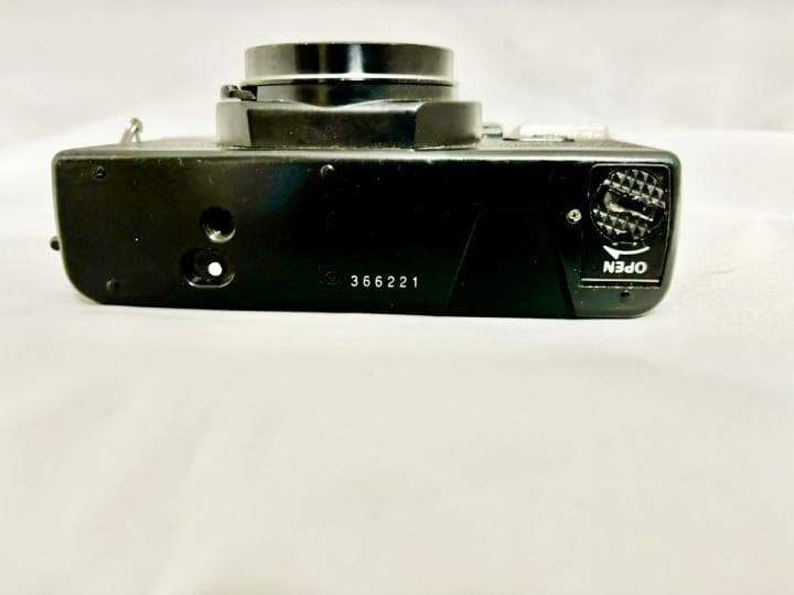 【完動品】コニカ Konica C35 AF2 フィルムカメラ 動作確認済み