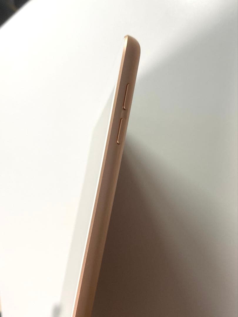 Apple iPad Wifiモデル 第7世代 32GB 本体