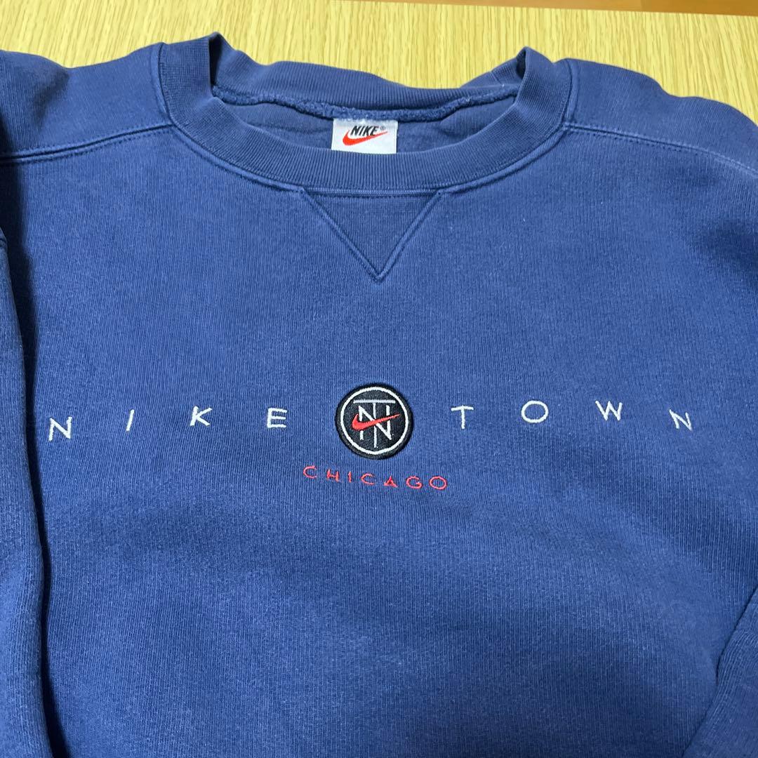 NIKE TOWN CHICAGO 90's スウェット