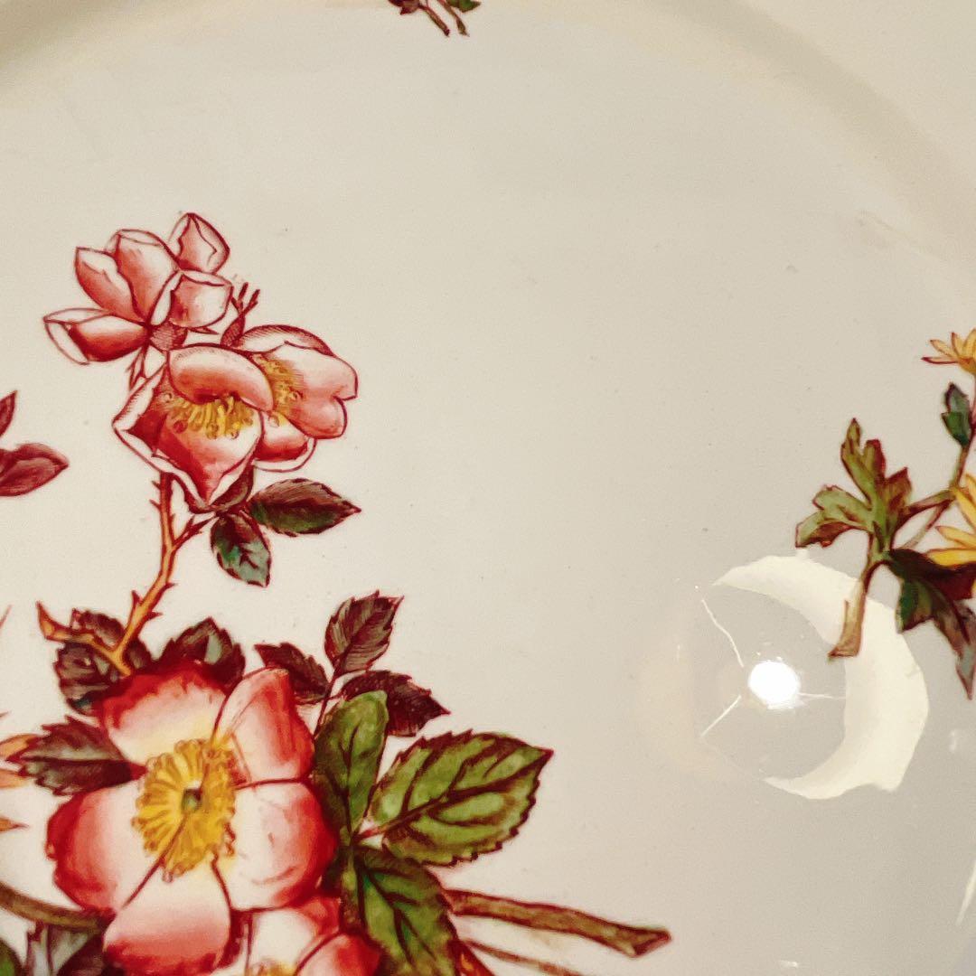 B サルグミンヌU&Cie 美しい花柄のプレート