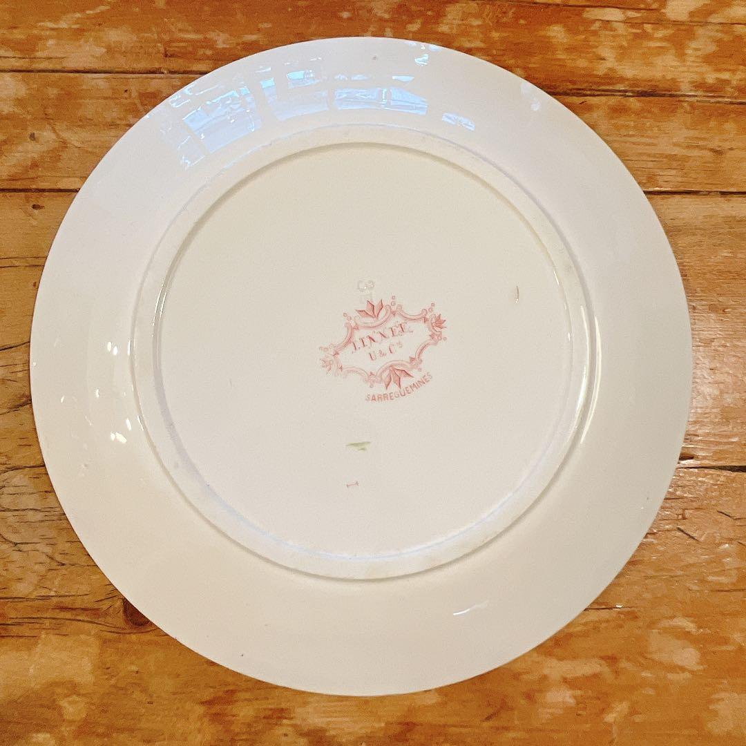 B サルグミンヌU&Cie 美しい花柄のプレート