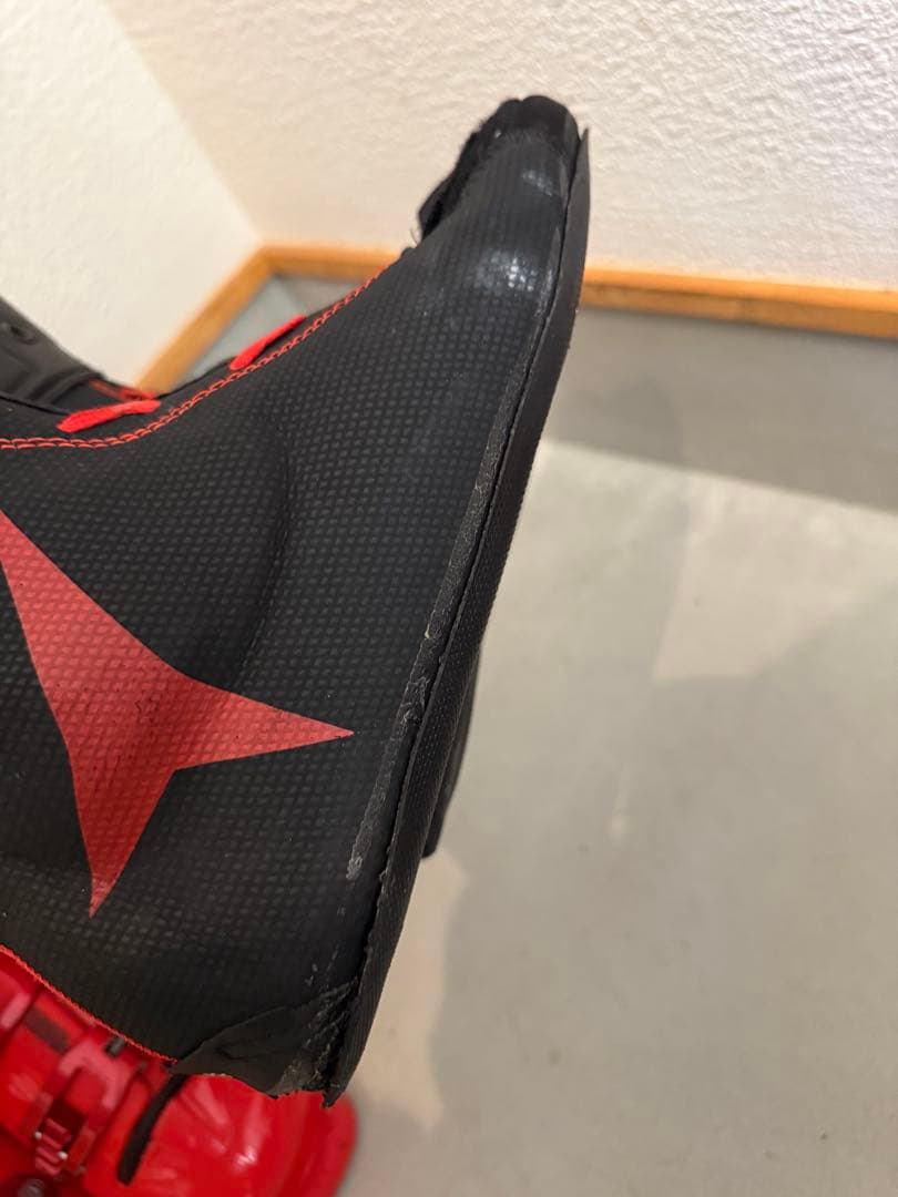 アトミックレッドスター　TI 150 294mm 25-25.5センチ