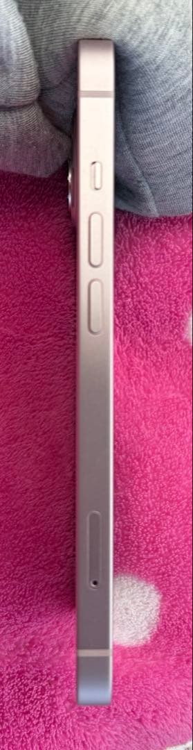 iPhone13 本体　ピンク