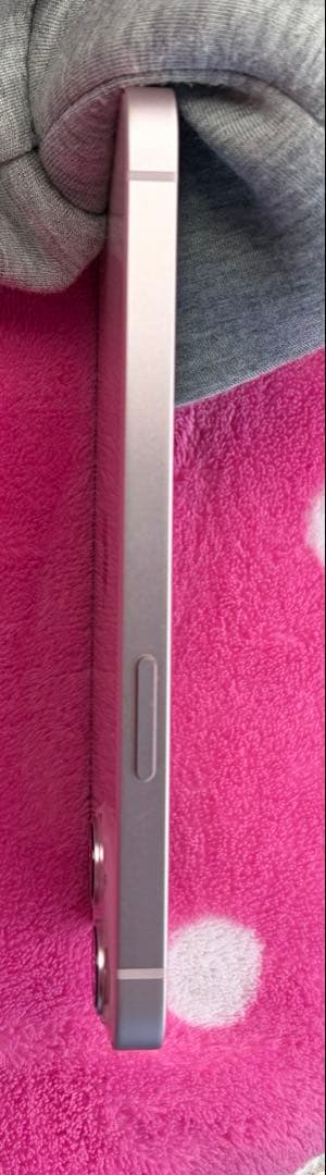 iPhone13 本体　ピンク